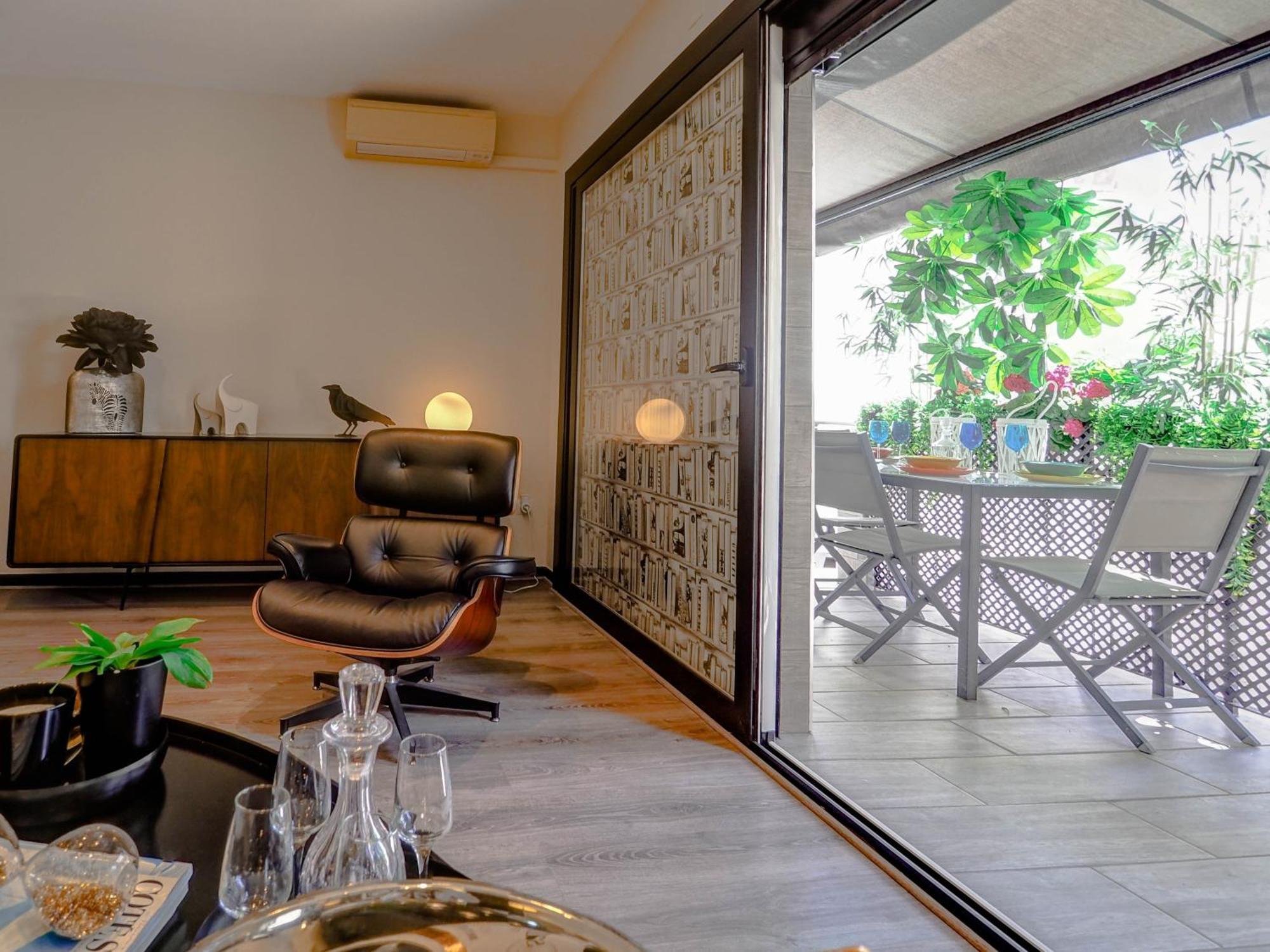 Flamingo Apartment By Hello Homes シッチェス エクステリア 写真
